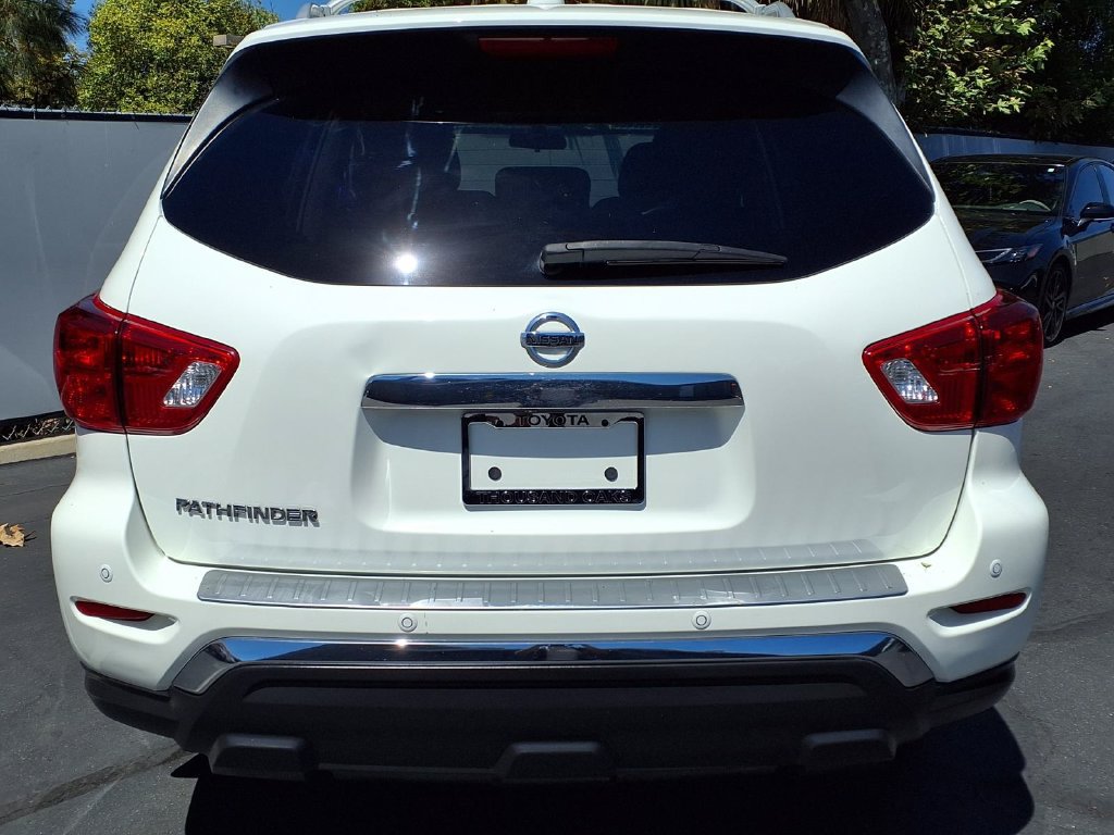 Used 2020 Nissan Pathfinder S FWD image 6