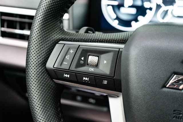 New 2025 Mitsubishi Outlander SEL image 14