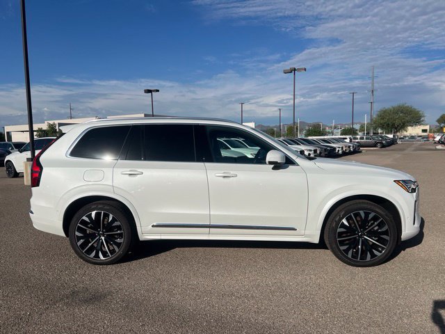 New 2026 Volvo XC90 T8 Ultra w/ Lounge Package AWD/4WD image 2