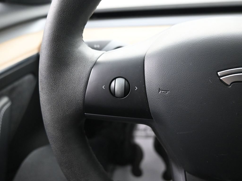 Used 2021 Tesla Model 3 Standard Range Plus RWD image 23