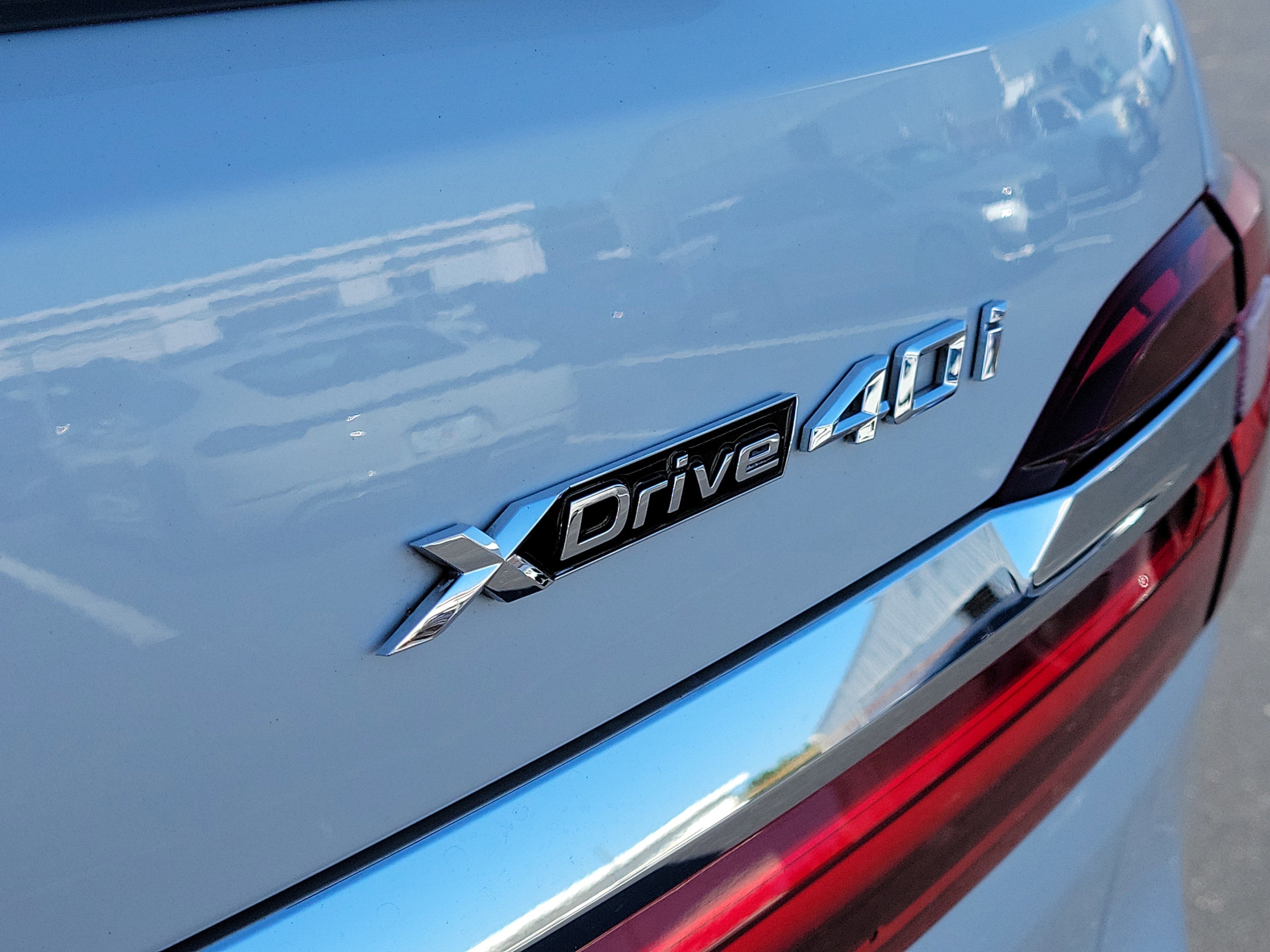 Used 2021 BMW X7 xDrive40i w/ Premium Package AWD/4WD image 6
