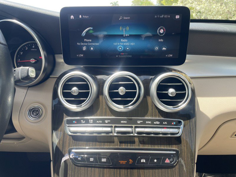 Used 2021 Mercedes-Benz GLC 300 image 17