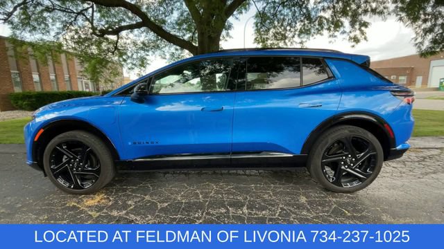 Certified 2024 Chevrolet Equinox EV RS FWD image 5
