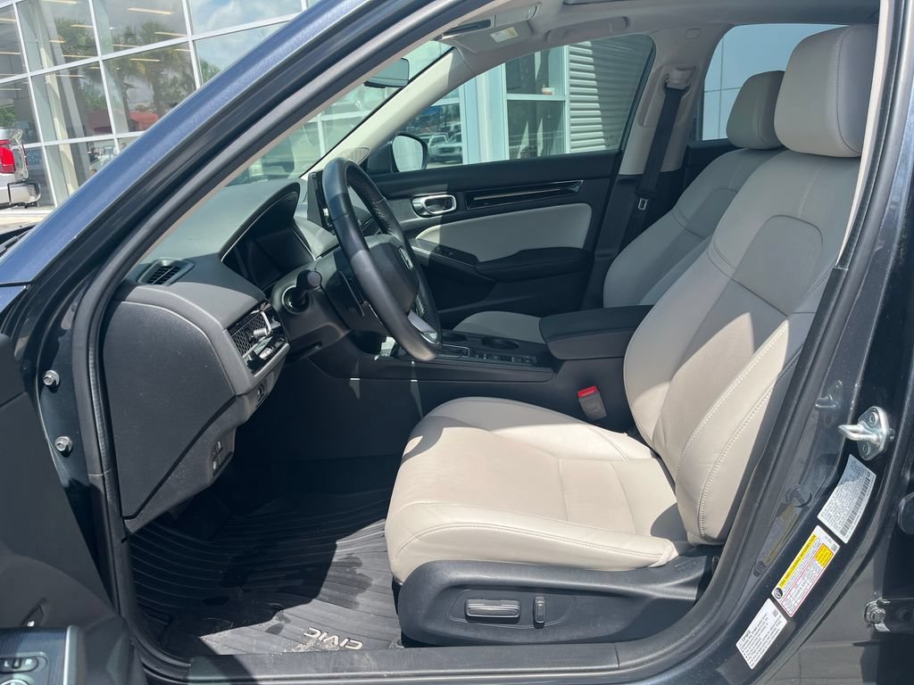 Used 2024 Honda Civic Touring image 9