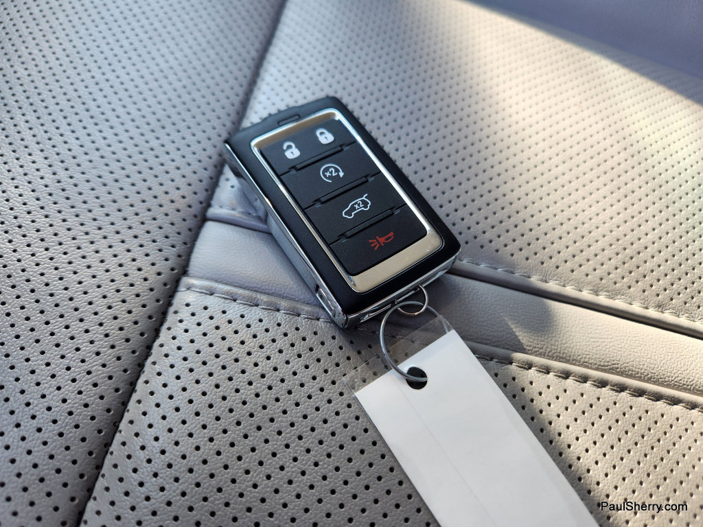 Used 2024 Jeep Wagoneer 4WD w/ HD Trailer Tow Package image 55