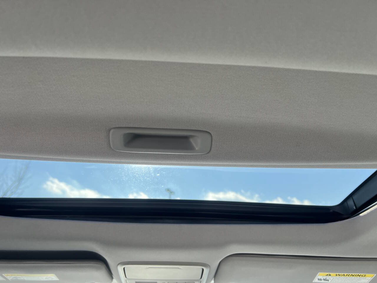 Used 2017 Honda Pilot EX-L image 17