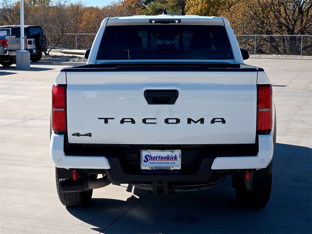 Used 2024 Toyota Tacoma TRD Off-Road image 7