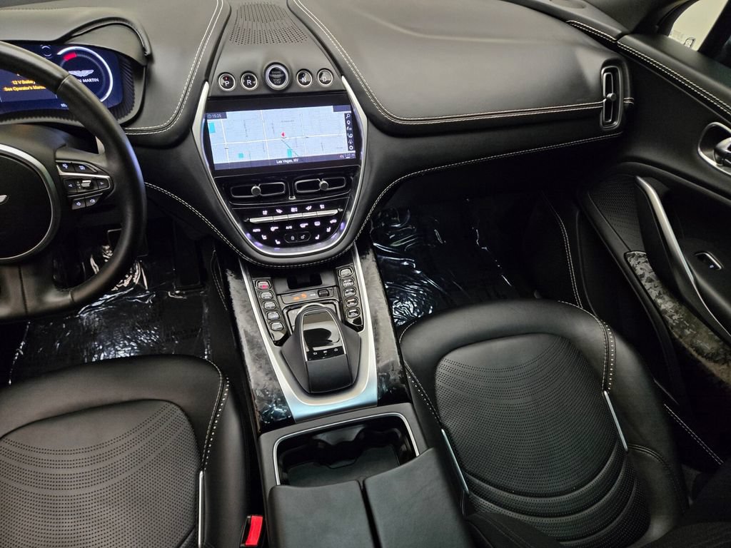 Used 2022 Aston Martin DBX AWD/4WD image 22