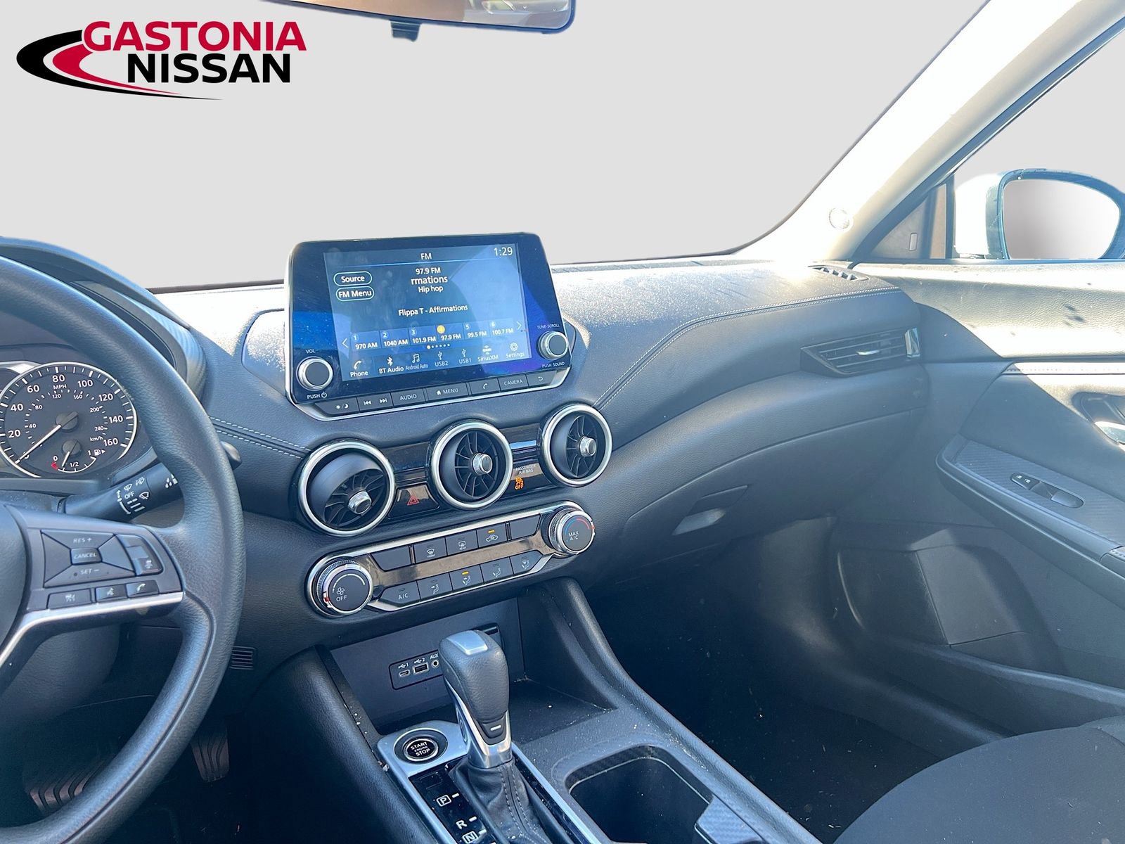 Used 2023 Nissan Sentra SV image 29