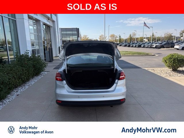 Used 2017 Ford Focus SEL w/ Cold Weather Package FWD image 8