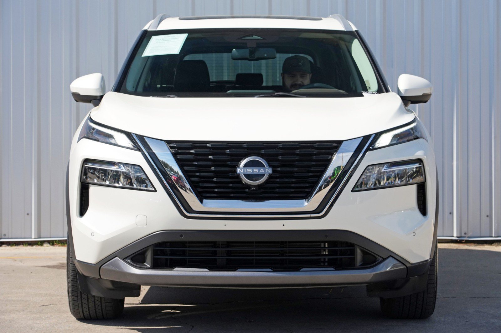 Used 2023 Nissan Rogue SL w/ SL Premium Package AWD/4WD image 6
