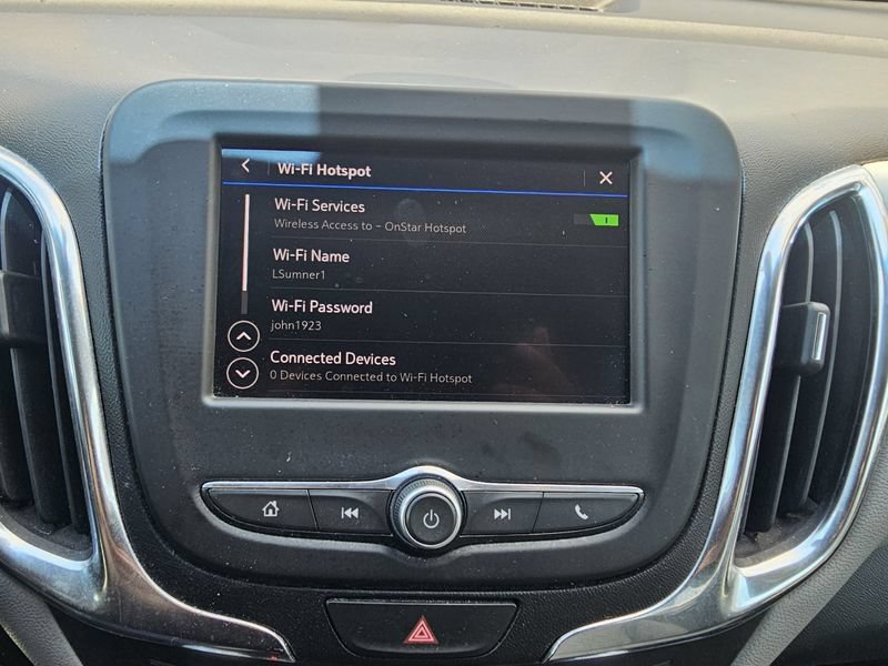 Used 2020 Chevrolet Equinox LS w/ LS Convenience Package FWD image 33
