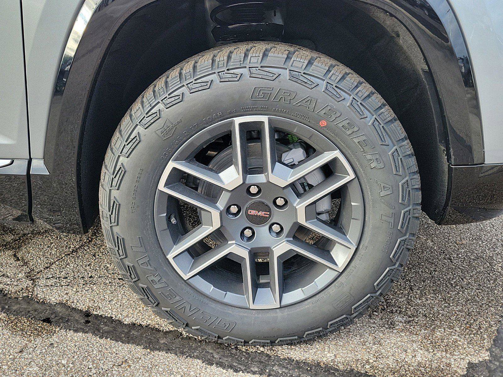 New 2026 GMC Terrain AT4 image 5