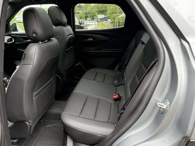 Certified 2023 Chevrolet TrailBlazer RS w/ Sun and Liftgate Package AWD/4WD image 12
