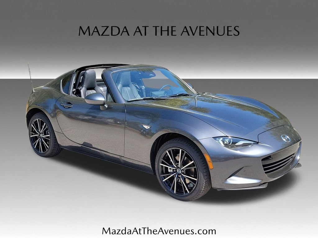 New 2026 MAZDA MX-5 Miata RF Grand Touring RWD image 3