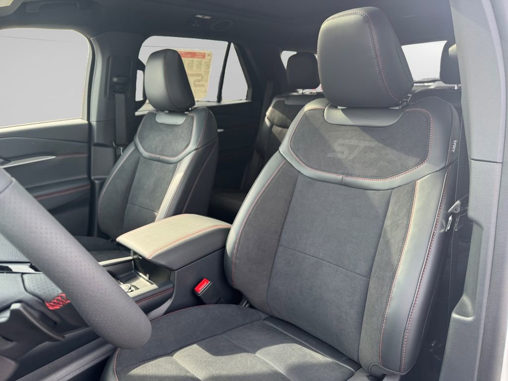 New 2026 Ford Explorer ST w/ Sun And Sound Package image 13