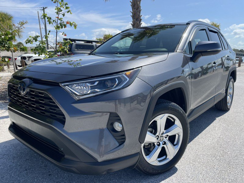 Used 2021 Toyota RAV4 XLE Premium AWD/4WD image 1