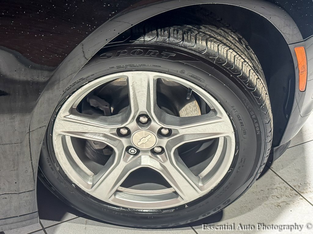 Used 2024 Chevrolet Camaro LT image 13