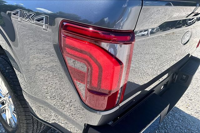 Used 2025 Ford F150 Lariat w/ Equipment Group 502A High AWD/4WD image 28