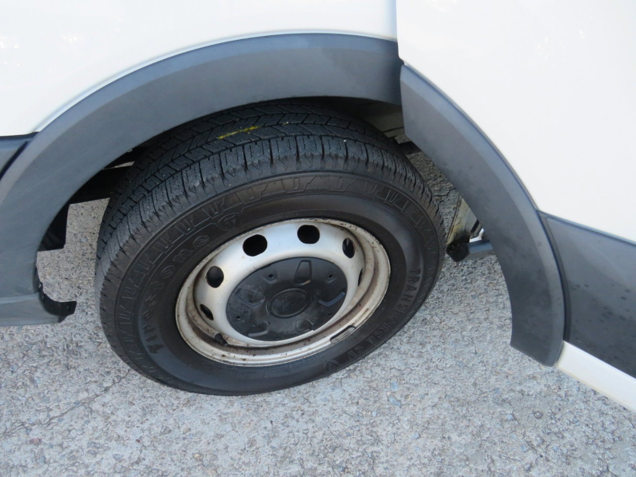 Used 2018 Ford Transit 350 148 Medium Roof image 34