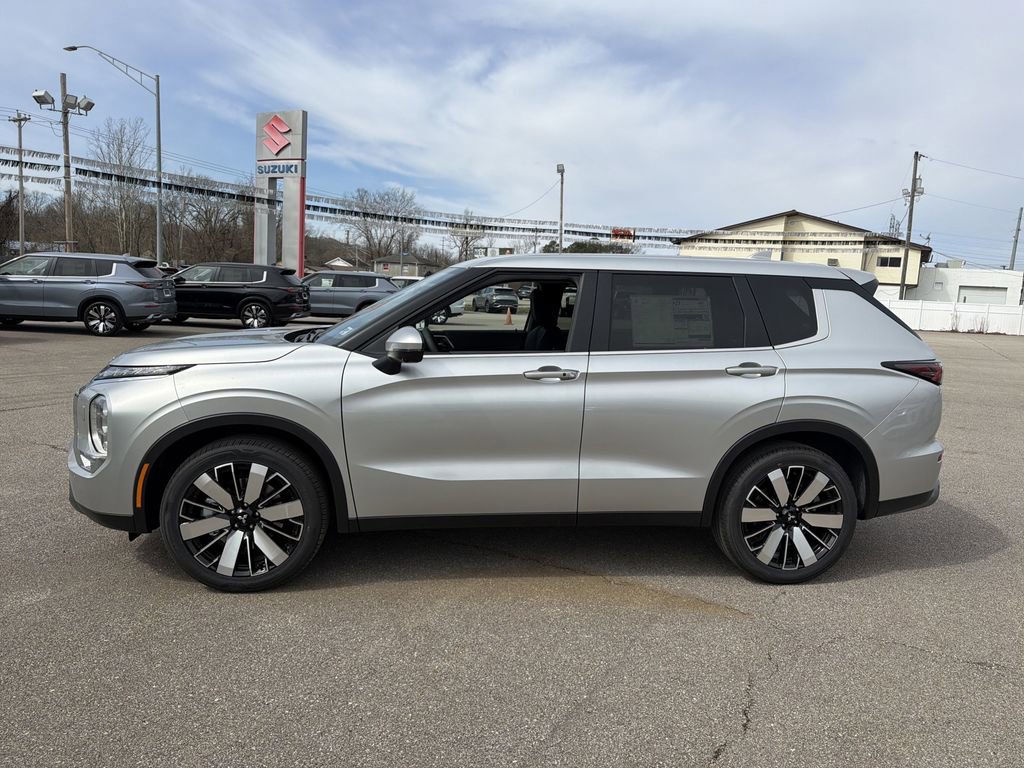 New 2026 Mitsubishi Outlander SE AWD/4WD image 8