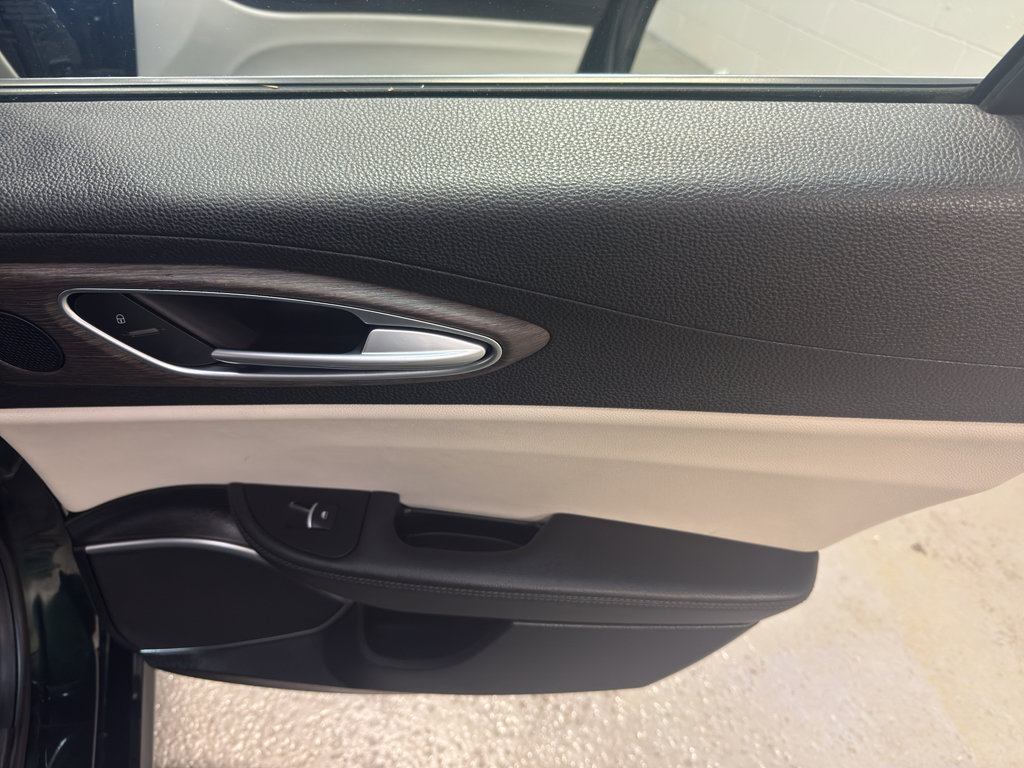 Used 2020 Alfa Romeo Giulia Ti image 24
