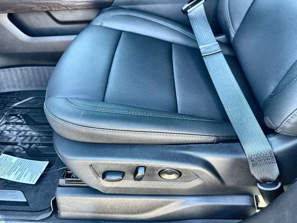 New 2026 GMC Sierra 1500 SLT image 25