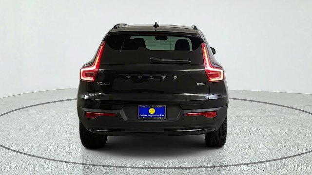 New 2026 Volvo XC40 B5 Plus w/ Protection Package Premier AWD/4WD image 6