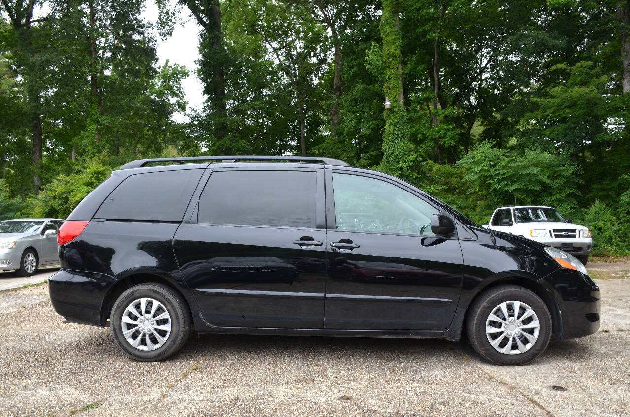 Used 2008 Toyota Sienna LE FWD image 4