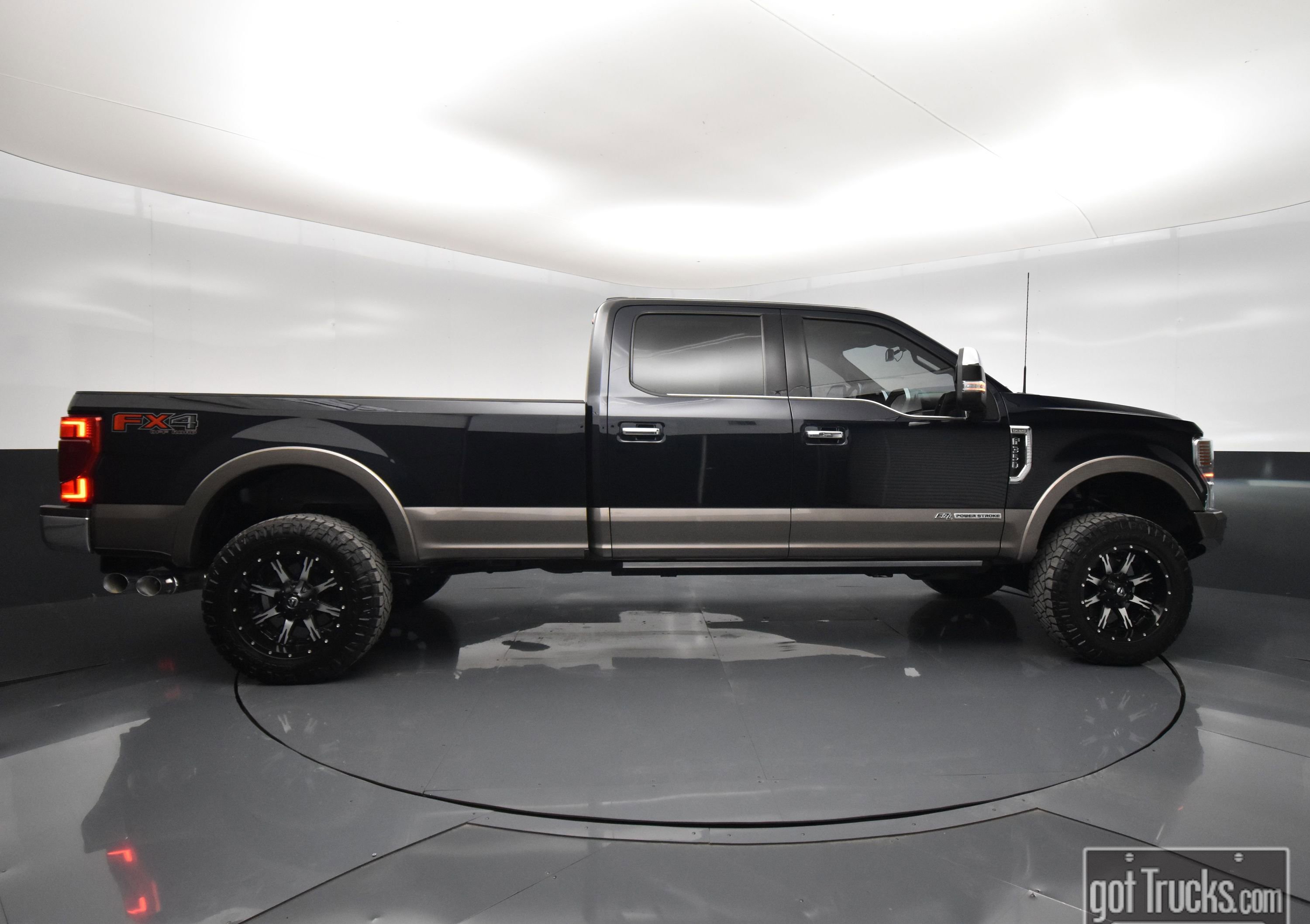 Used 2022 Ford F350 King Ranch w/ King Ranch Ultimate Package AWD/4WD image 53