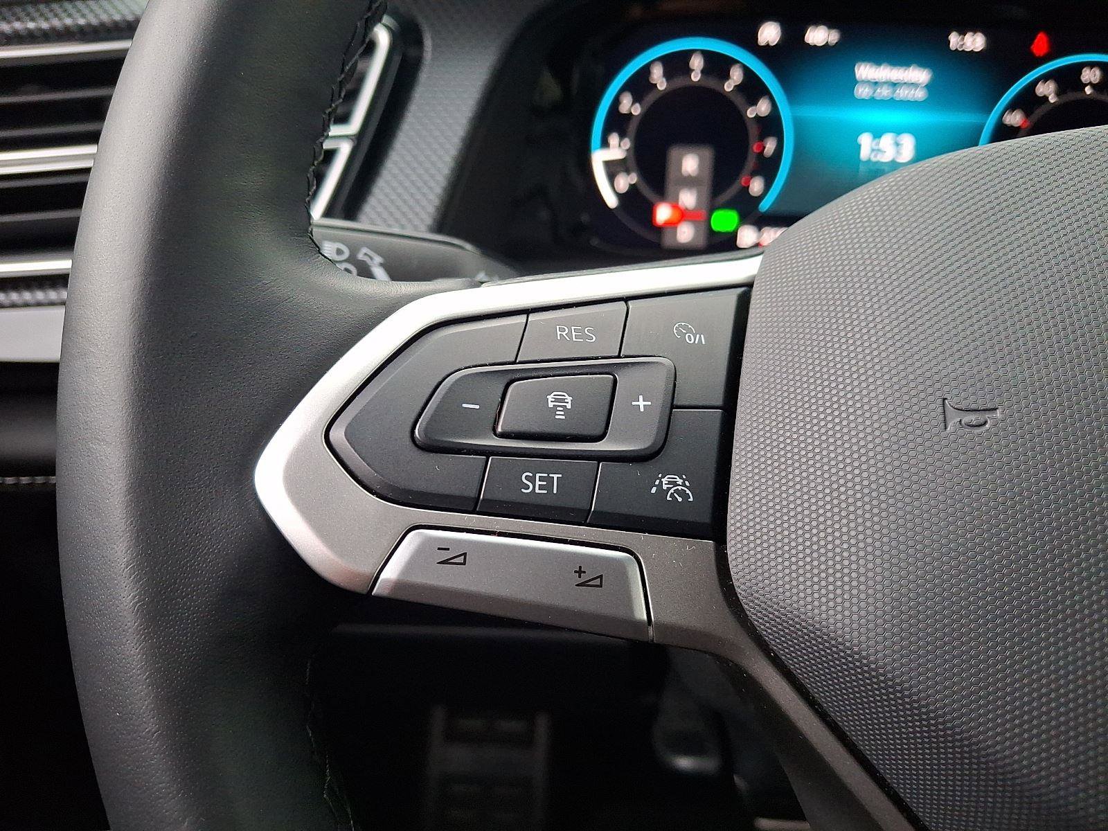 Used 2024 Volkswagen Atlas Cross Sport SEL R-Line image 20