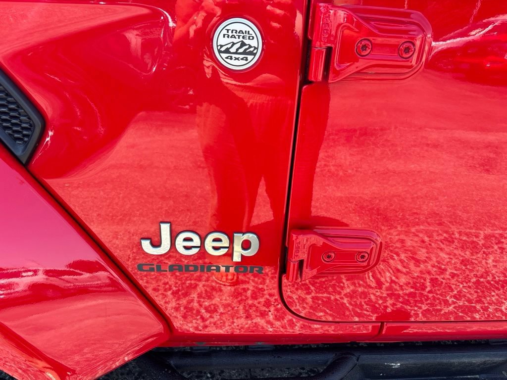 Used 2020 Jeep Gladiator Overland AWD/4WD image 10