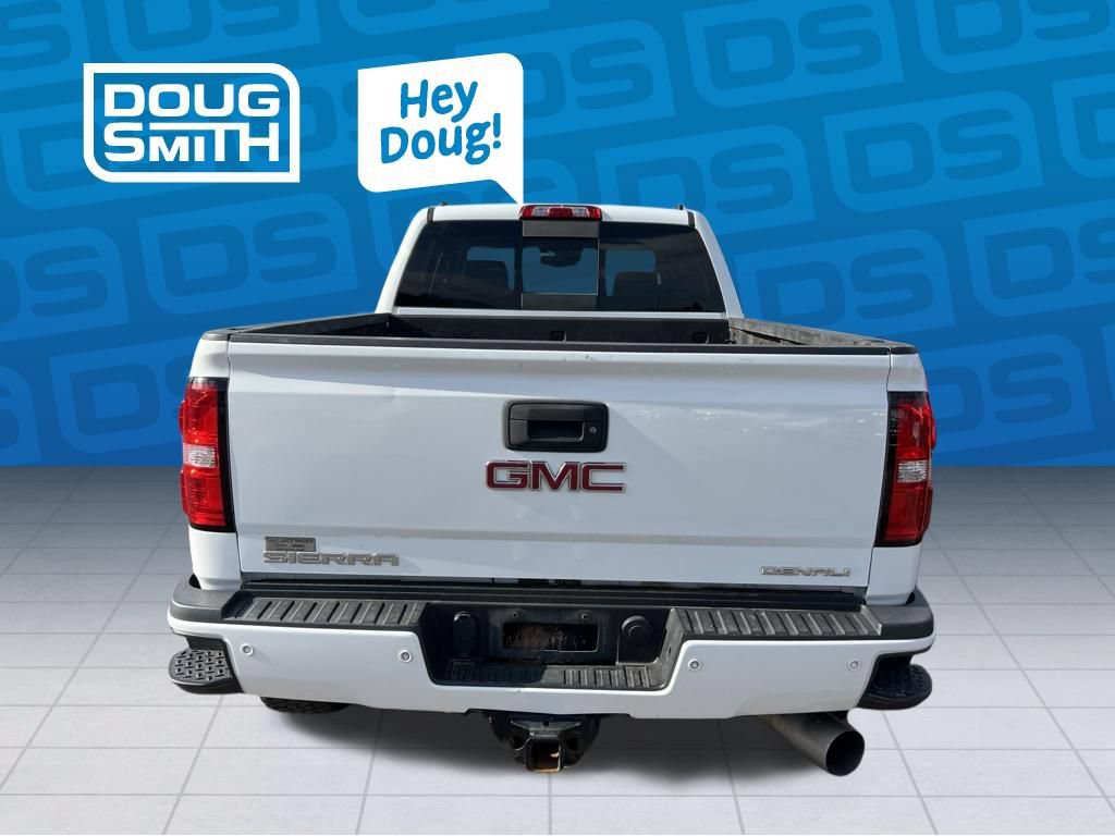 Used 2018 GMC Sierra 2500 Denali w/ Duramax Plus Package AWD/4WD image 4