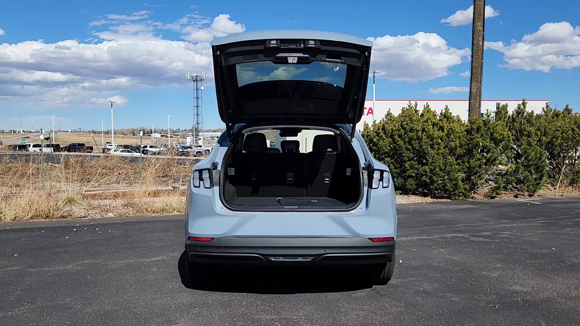 New 2026 Ford Mustang Mach-E Premium image 18