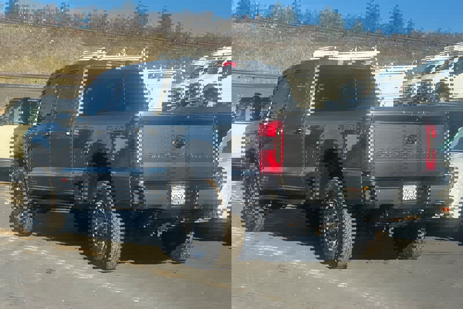 Used 2023 Ford F250 XLT w/ Black Appearance Package image 6