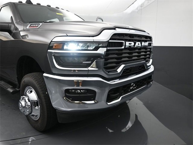 New 2026 RAM 3500 Tradesman image 29