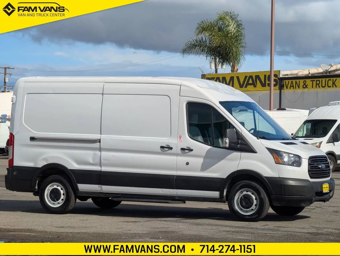 Used 2019 Ford Transit 150 148 Medium Roof RWD image 1