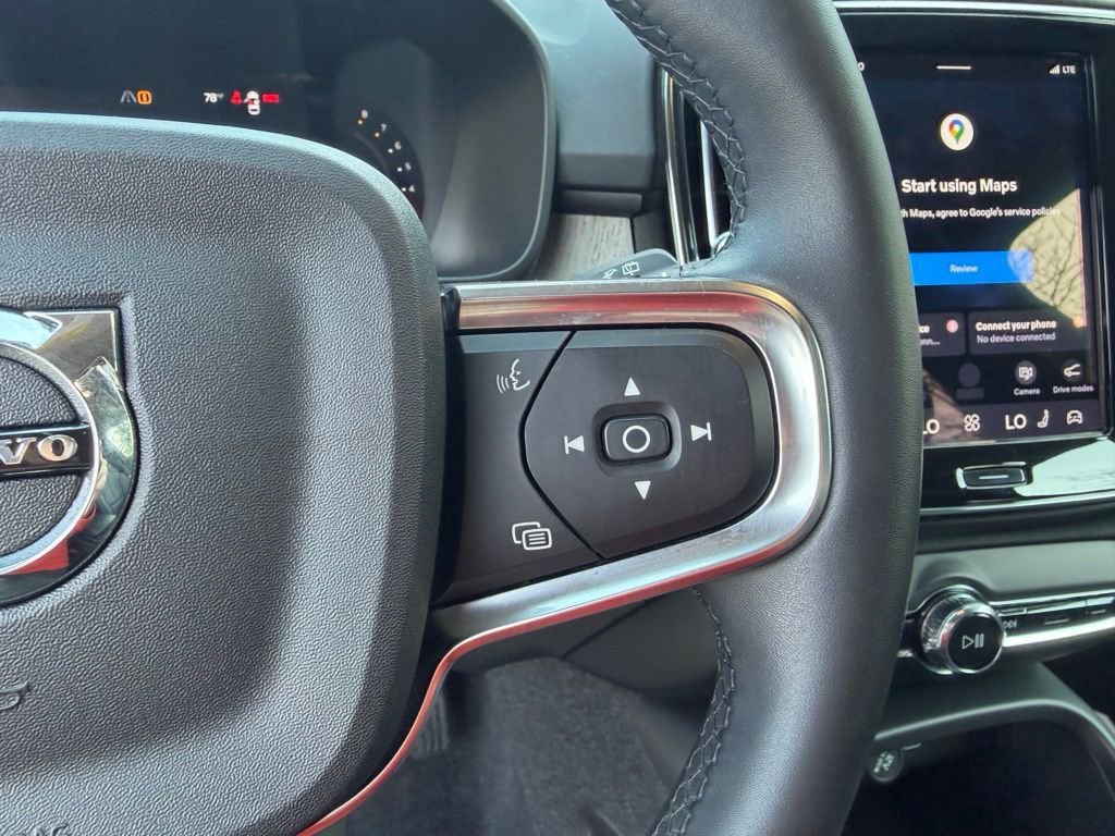 Used 2023 Volvo XC40 B5 Core w/ Convenience Package AWD/4WD image 15