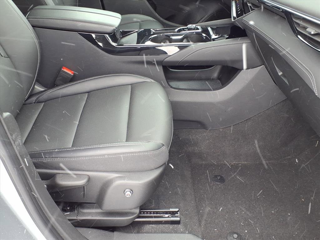 Certified 2025 Buick Envision Preferred image 27