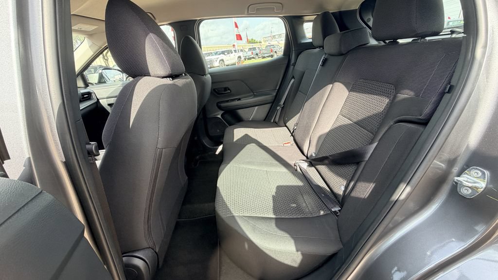 Used 2025 Nissan Kicks S FWD image 27