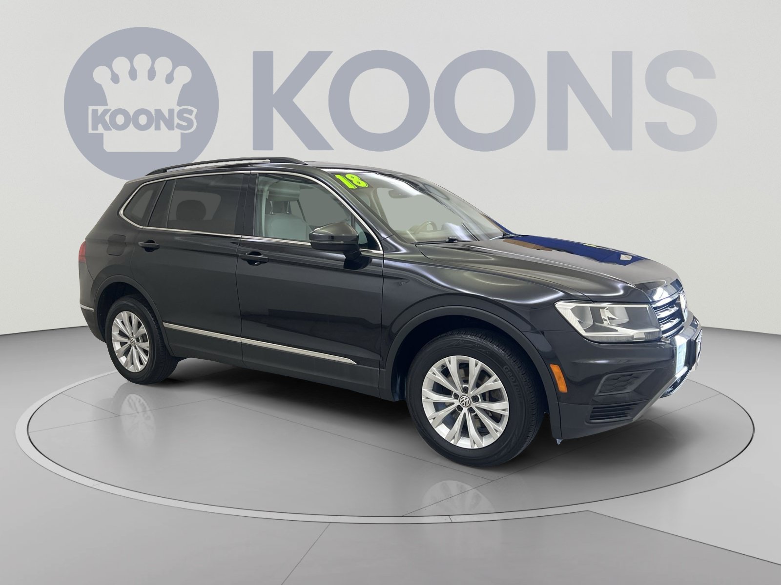 Used 2018 Volkswagen Tiguan SE AWD/4WD image 10