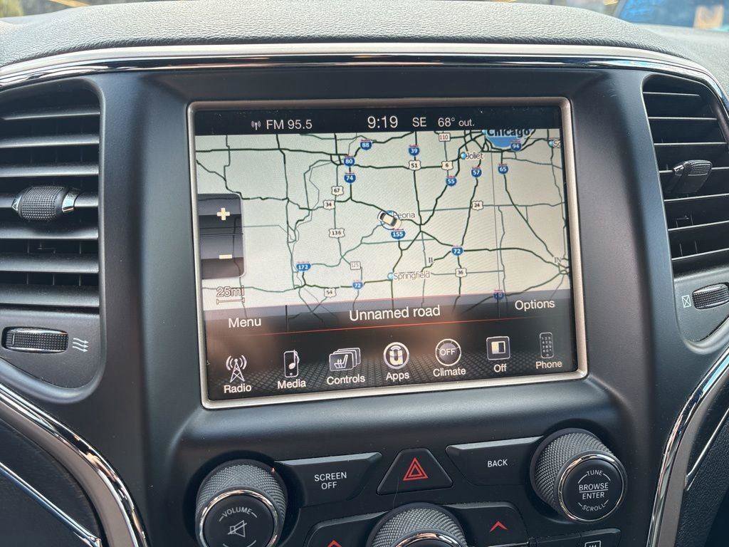 Used 2016 Jeep Grand Cherokee Limited image 22