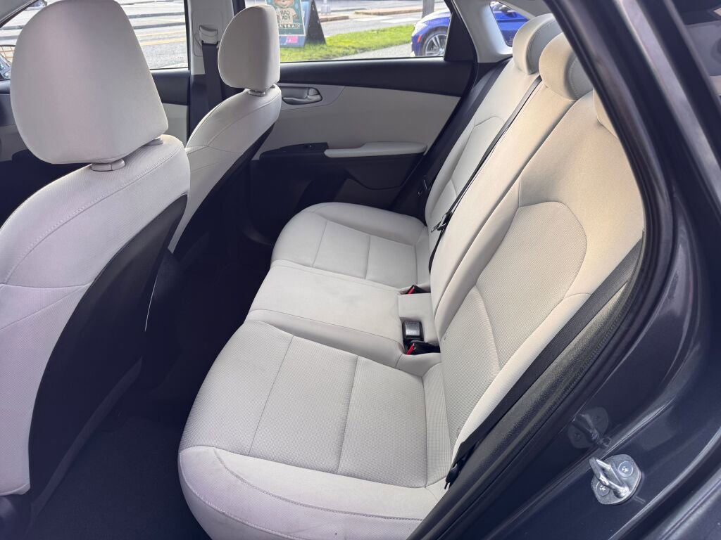 Used 2023 Kia Forte LXS image 14