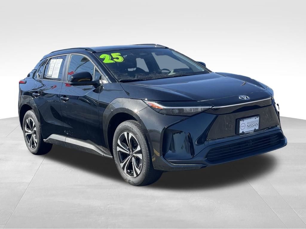Used 2025 Toyota bZ4X FWD w/ Weather Package image 3