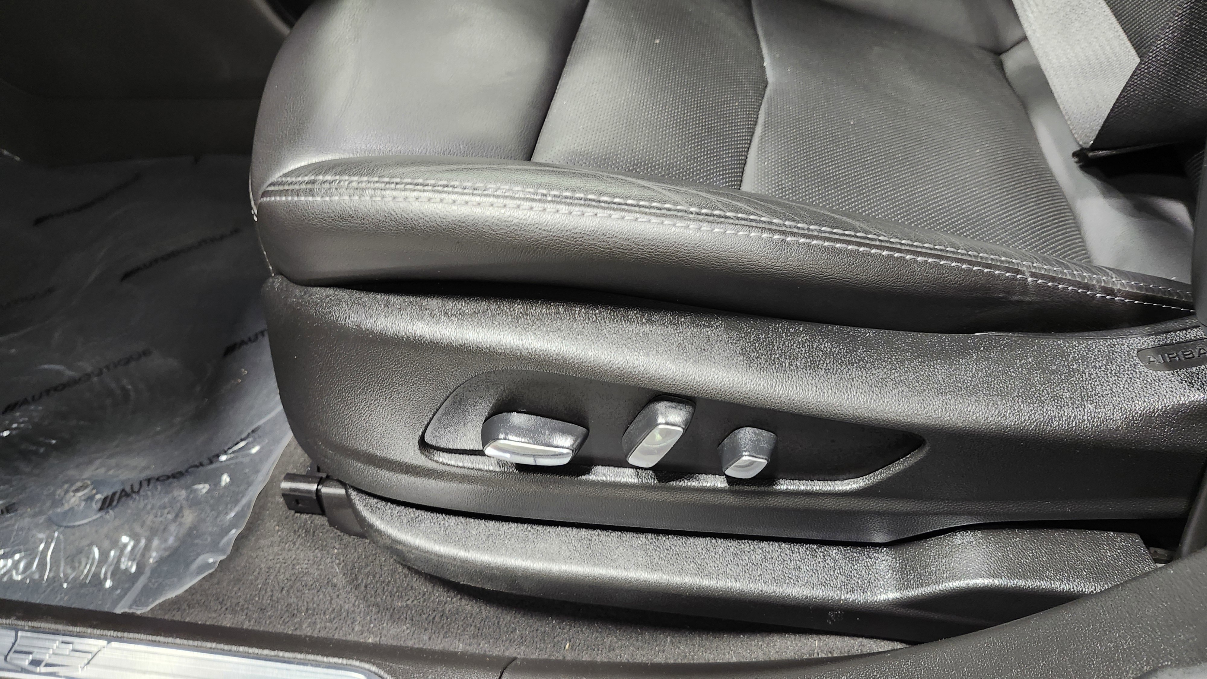 Used 2020 Cadillac XT5 Premium Luxury image 26