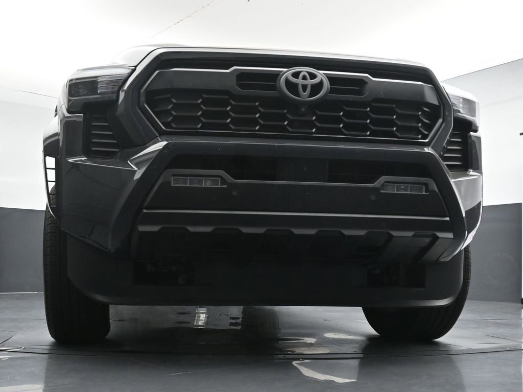 Used 2025 Toyota Tacoma TRD Sport w/ TRD Sport Premium Package AWD/4WD image 19