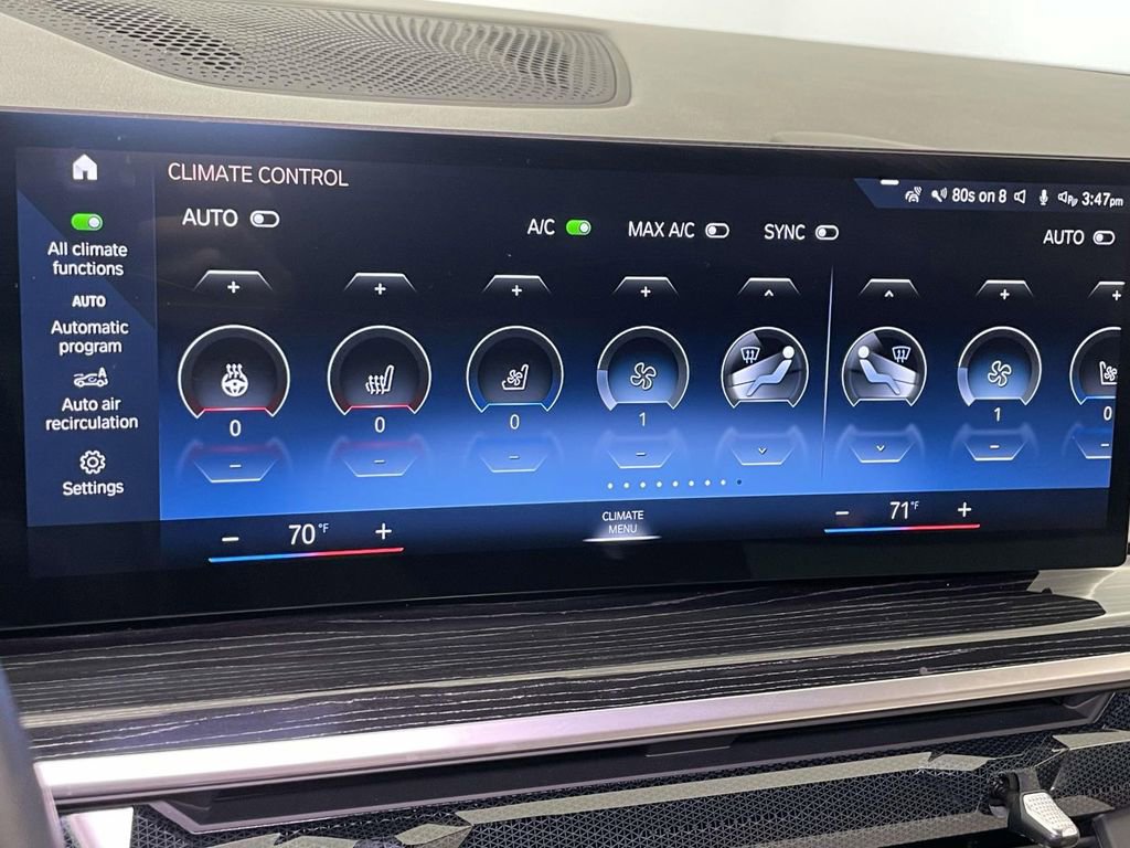 Used 2023 BMW X7 xDrive40i w/ Executive Package image 33