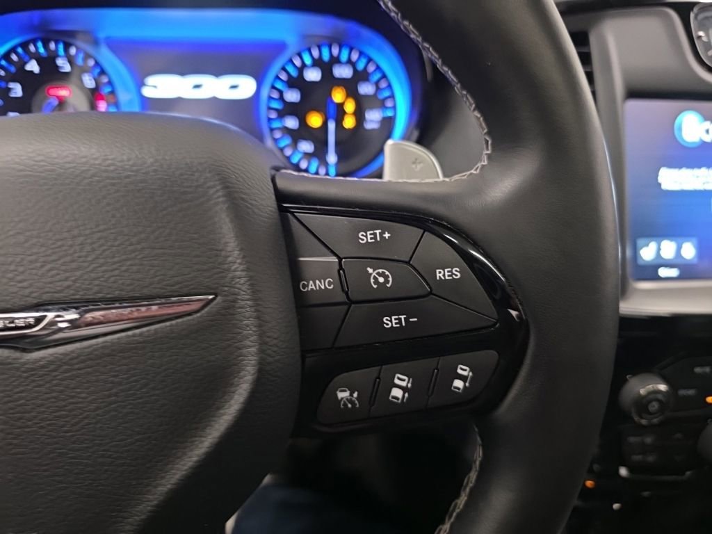 Used 2017 Chrysler 300 S w/ 300S Premium Group AWD/4WD image 16
