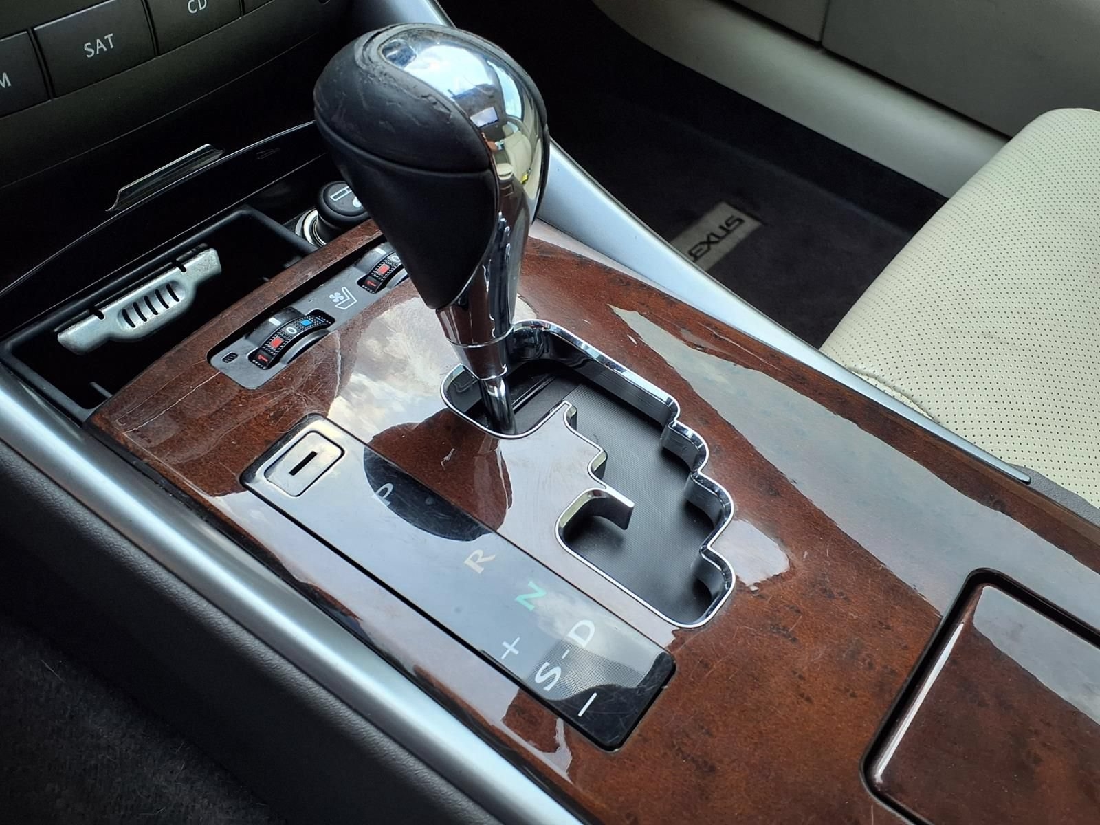 Used 2012 Lexus IS 350 w/ Premium Pkg Value Edition RWD image 24