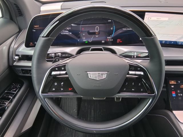 New 2026 Cadillac Vistiq Sport w/ LPO, Floor Liner Package AWD/4WD image 11